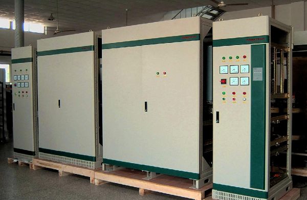 上海長興7臺630KVA岸電電源產(chǎn)品.jpg 上海長興7臺630KVA岸電電源產(chǎn)品.jpg